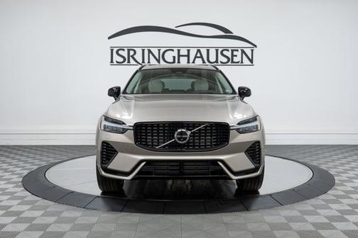 2025 Volvo XC60 Plug-In Hybrid Ultra