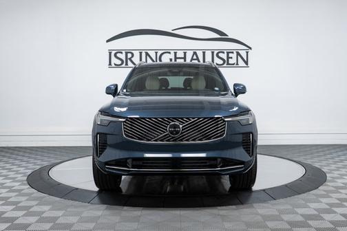 2026 Volvo XC90 Plus