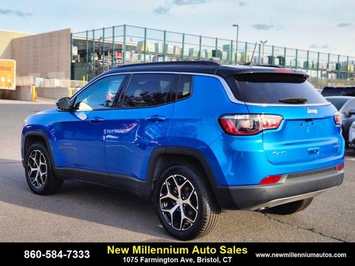 Hydro Blue Pearlcoat 2024 Jeep Compass Limited