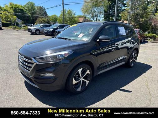 Black Noir Pearl 2018 Hyundai TUCSON Limited