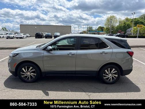 Sterling Gray Metallic 2023 Chevrolet Equinox 1LT