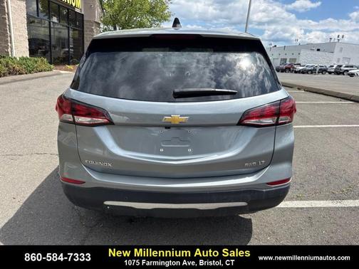 Sterling Gray Metallic 2023 Chevrolet Equinox 1LT