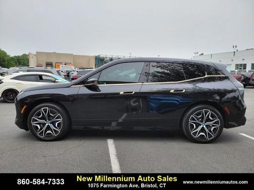 Black Sapphire Metallic 2024 BMW iX xDrive50