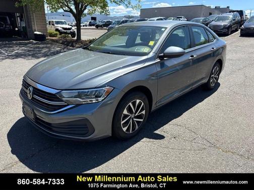 Platinum Gray Metallic 2023 Volkswagen Jetta 1.5T S
