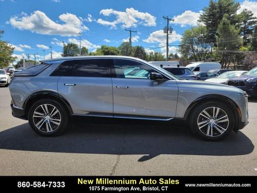 Silver Metallic 2024 Cadillac LYRIQ Luxury