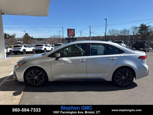 Classic Silver Metallic 2023 Toyota Corolla SE