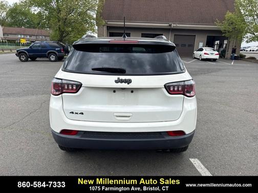 White Clearcoat 2018 Jeep Compass Altitude