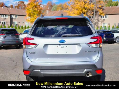 Ice Silver Metallic 2024 Subaru Forester Limited