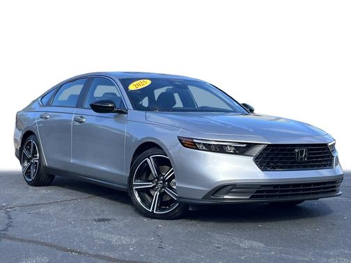 2025 Honda Accord Hybrid 