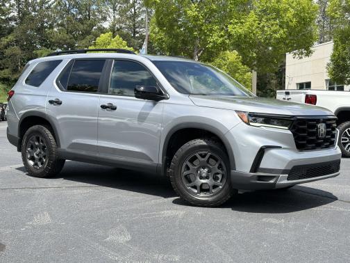 Lunar Silver Metallic 2025 Honda Pilot