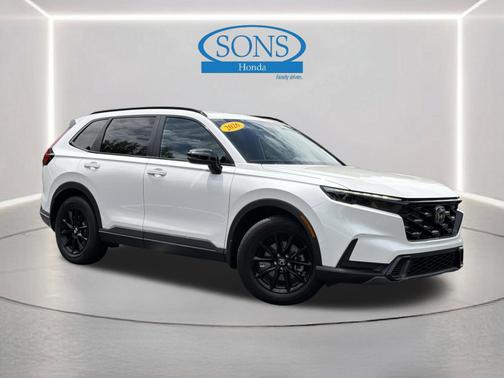 Platinum White Pearl 2026 Honda CR-V Hybrid