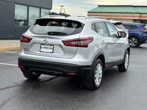 2021 Nissan Rogue Sport SV