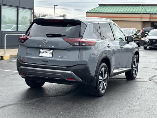 2022 Nissan Rogue SL