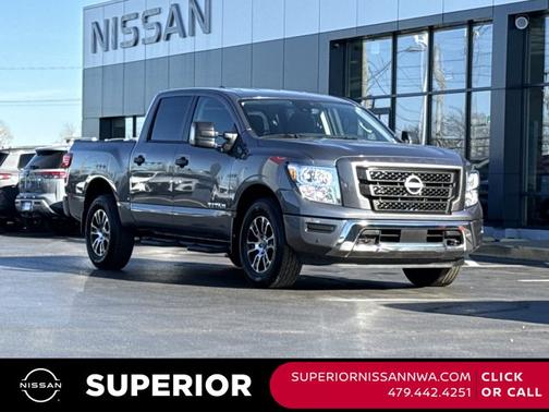 2024 Nissan Titan SV