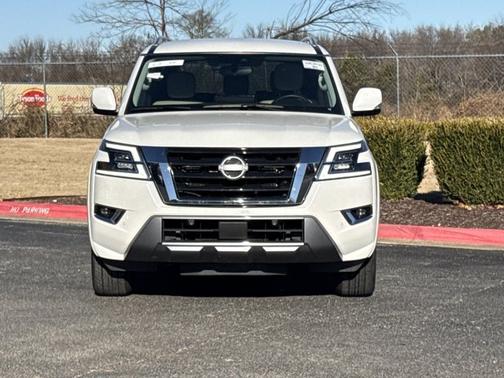 2024 Nissan Armada SV