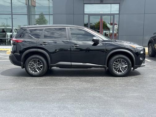 Black 2023 Nissan Rogue S