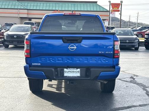 2024 Nissan Frontier SV