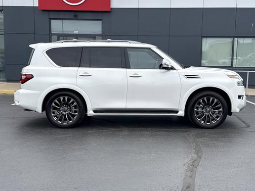 2024 Nissan Armada Platinum