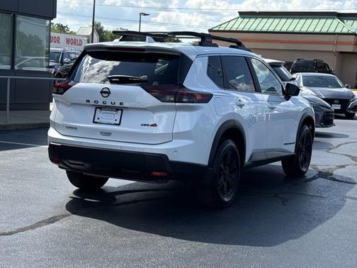 2025 Nissan Rogue Rock Creek