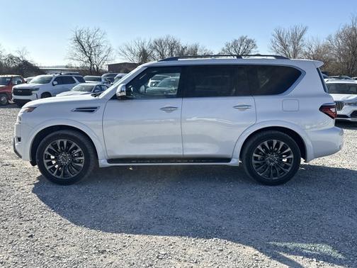 2024 Nissan Armada Platinum