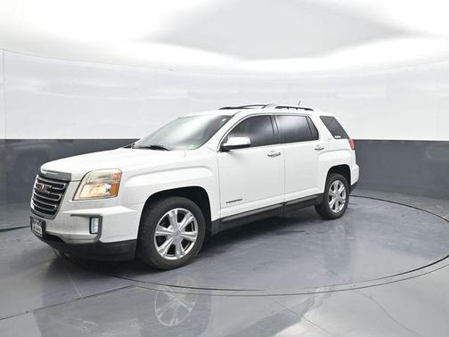 Summit White 2017 GMC Terrain SLT