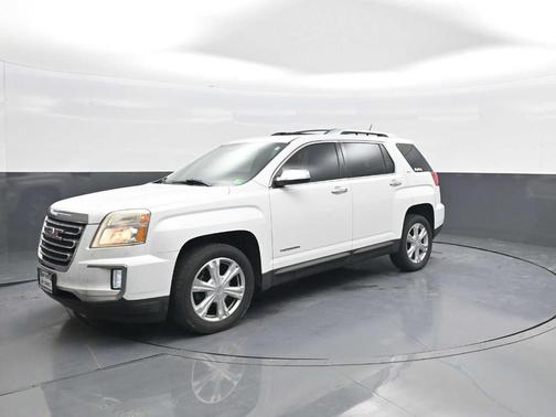 Summit White 2017 GMC Terrain SLT