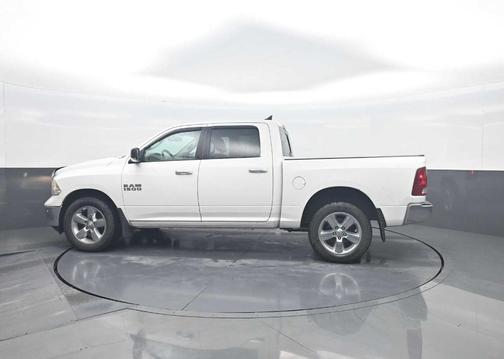 Bright White Clearcoat 2016 RAM 1500 Big Horn