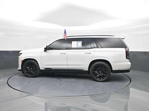 Crystal White Tri-Coat 2024 Cadillac Escalade Sport Platinum