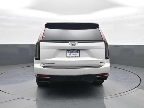 Crystal White Tri-Coat 2024 Cadillac Escalade Sport Platinum