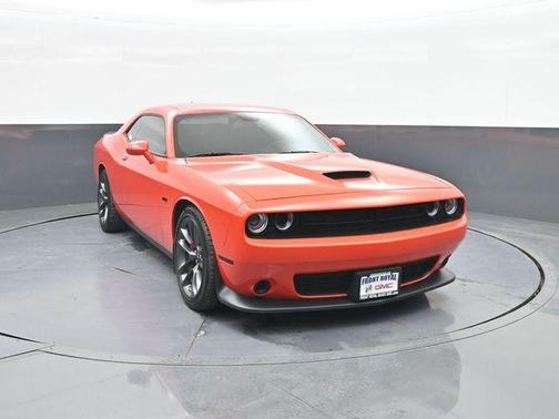 Go Mango! 2023 Dodge Challenger R/T