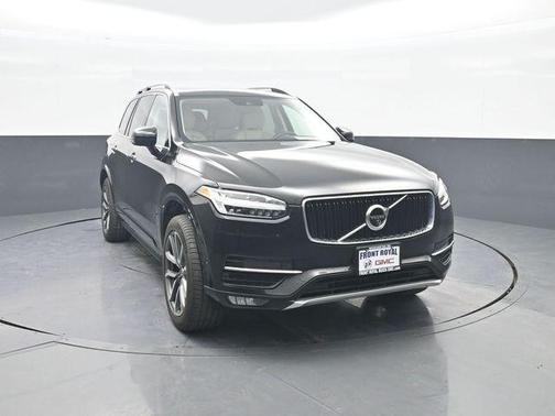 2018 Volvo XC90 T6 Momentum