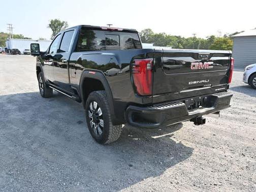 2025 GMC Sierra 2500 Denali