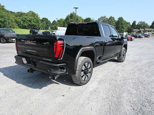 2025 GMC Sierra 2500 Denali