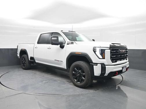 2024 GMC Sierra 2500 AT4
