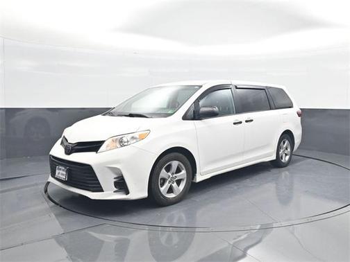 2020 Toyota Sienna L