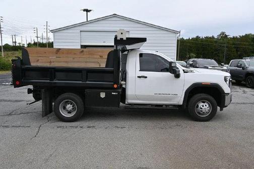 Summit White 2024 GMC Sierra 3500 Pro
