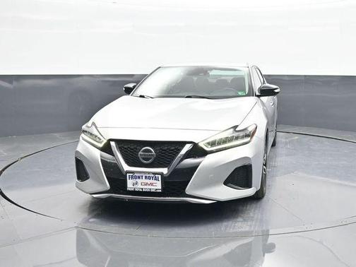 2022 Nissan Maxima SV