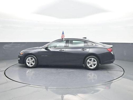 Dark Ash Metallic 2023 Chevrolet Malibu LT
