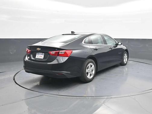 Dark Ash Metallic 2023 Chevrolet Malibu LT