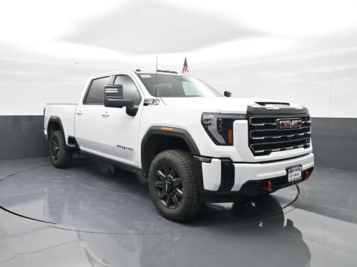 2025 GMC Sierra 2500 AT4