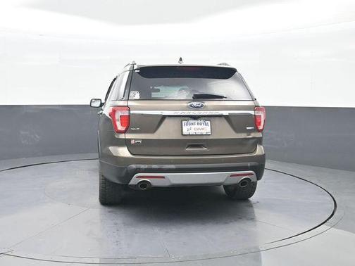 Caribou Metallic 2016 Ford Explorer XLT