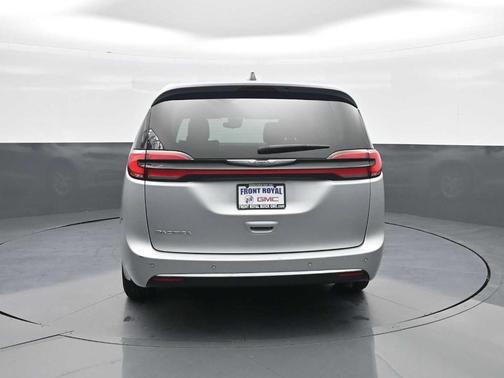Silver Mist Clearcoat 2023 Chrysler Pacifica Touring-L