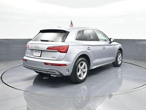 2023 Audi Q5 40 Premium