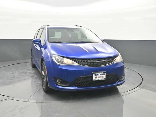 Ocean Blue Metallic 2019 Chrysler Pacifica Touring-L Plus