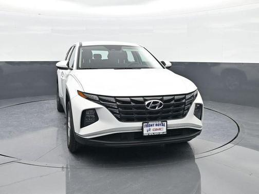 2023 Hyundai TUCSON SE