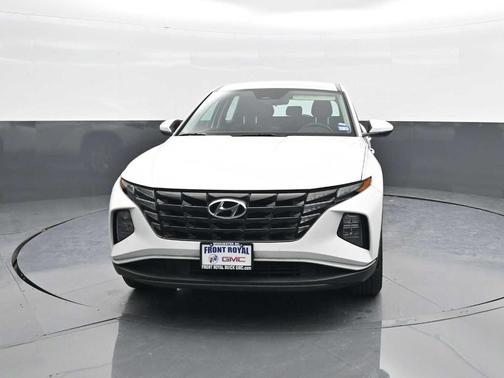 2023 Hyundai TUCSON SE