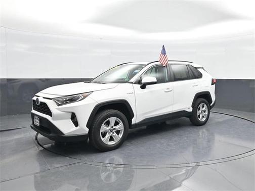2021 Toyota RAV4 Hybrid XLE