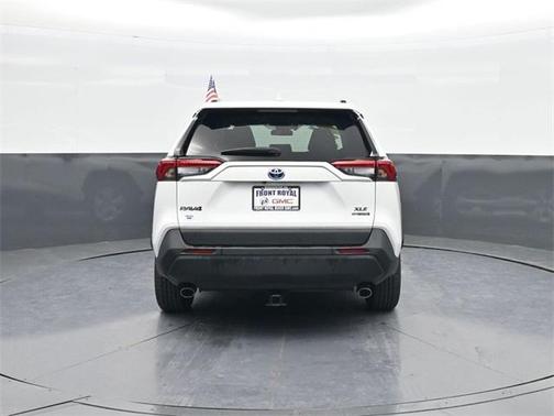 2021 Toyota RAV4 Hybrid XLE