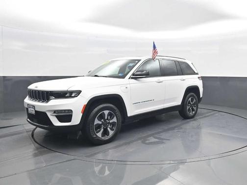 Bright White Clearcoat 2024 Jeep Grand Cherokee 4xe Base