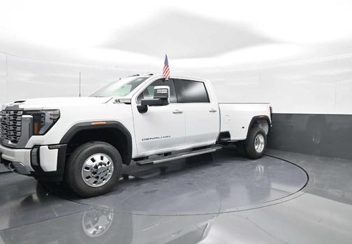 2025 GMC Sierra 3500 Denali
